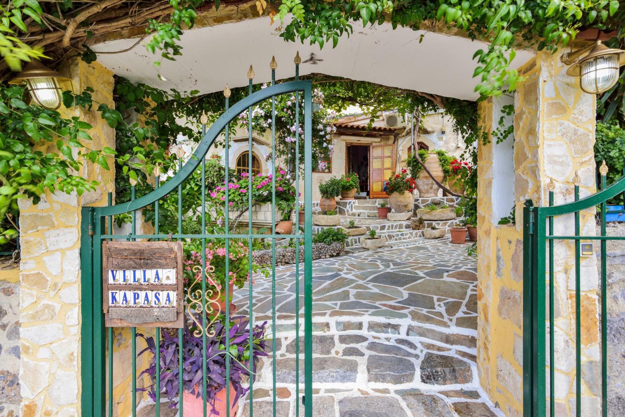 Villa Kapasa Mathés Exteriör bild