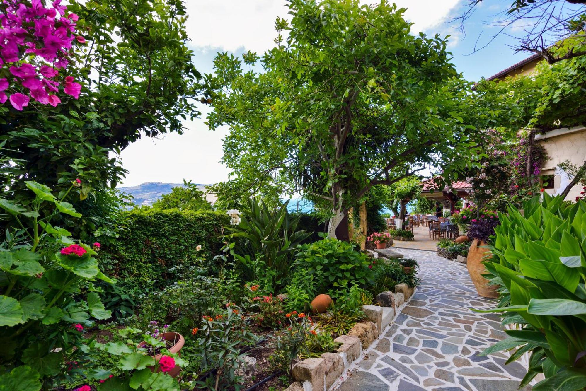 Villa Kapasa Mathés Exteriör bild
